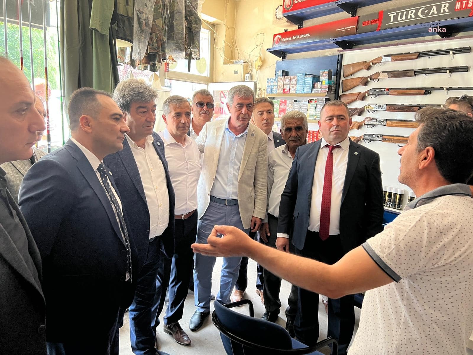 TOMARZALI ESNAF: GEÇEN SENE 40 LİRAYA SATTIĞIMIZI ÜRÜN ŞU AN 150 LİRA