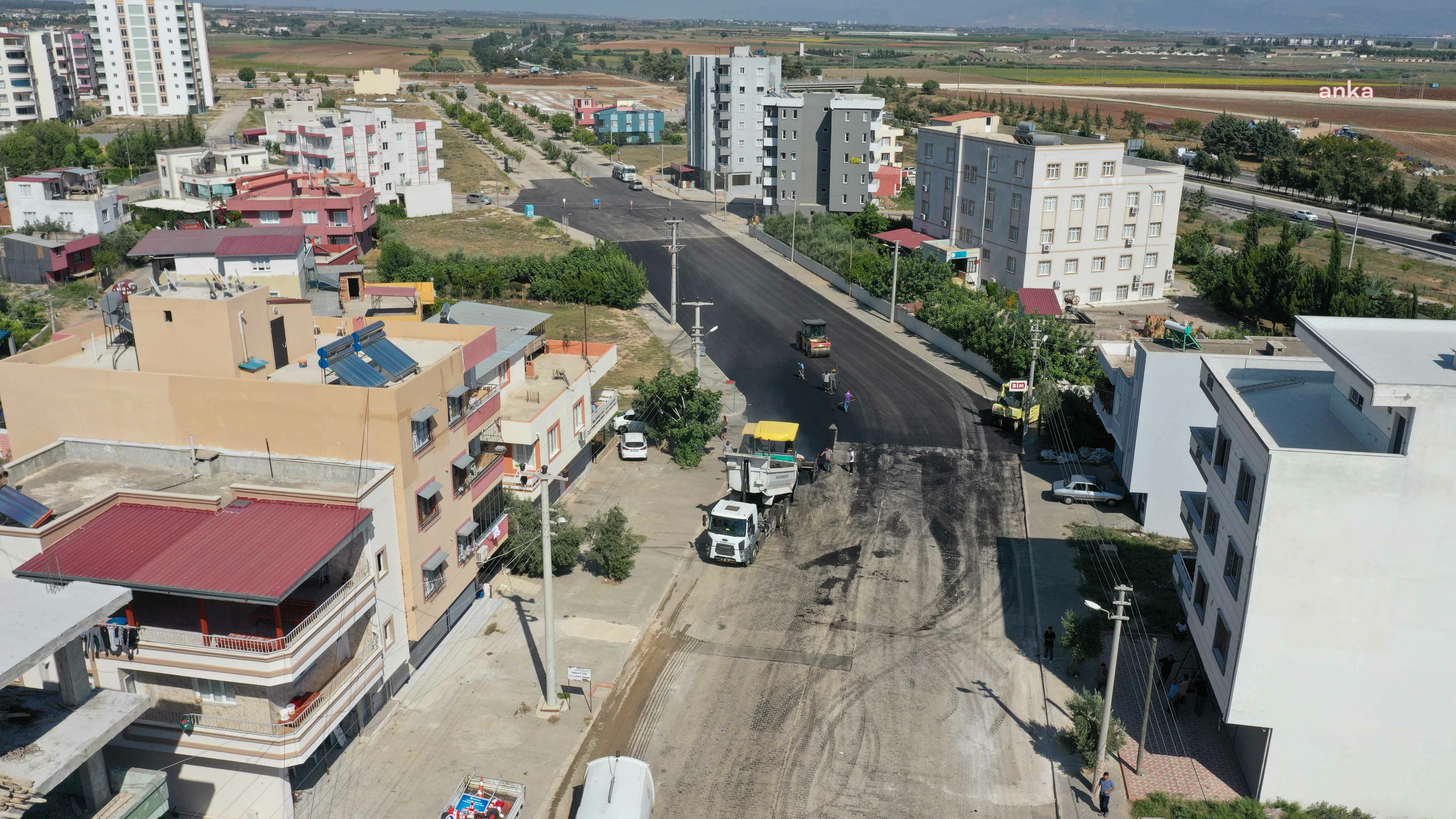 ADANA'DA YOL VE ASFALT ÇALIŞMALARI DEVAM EDİYOR