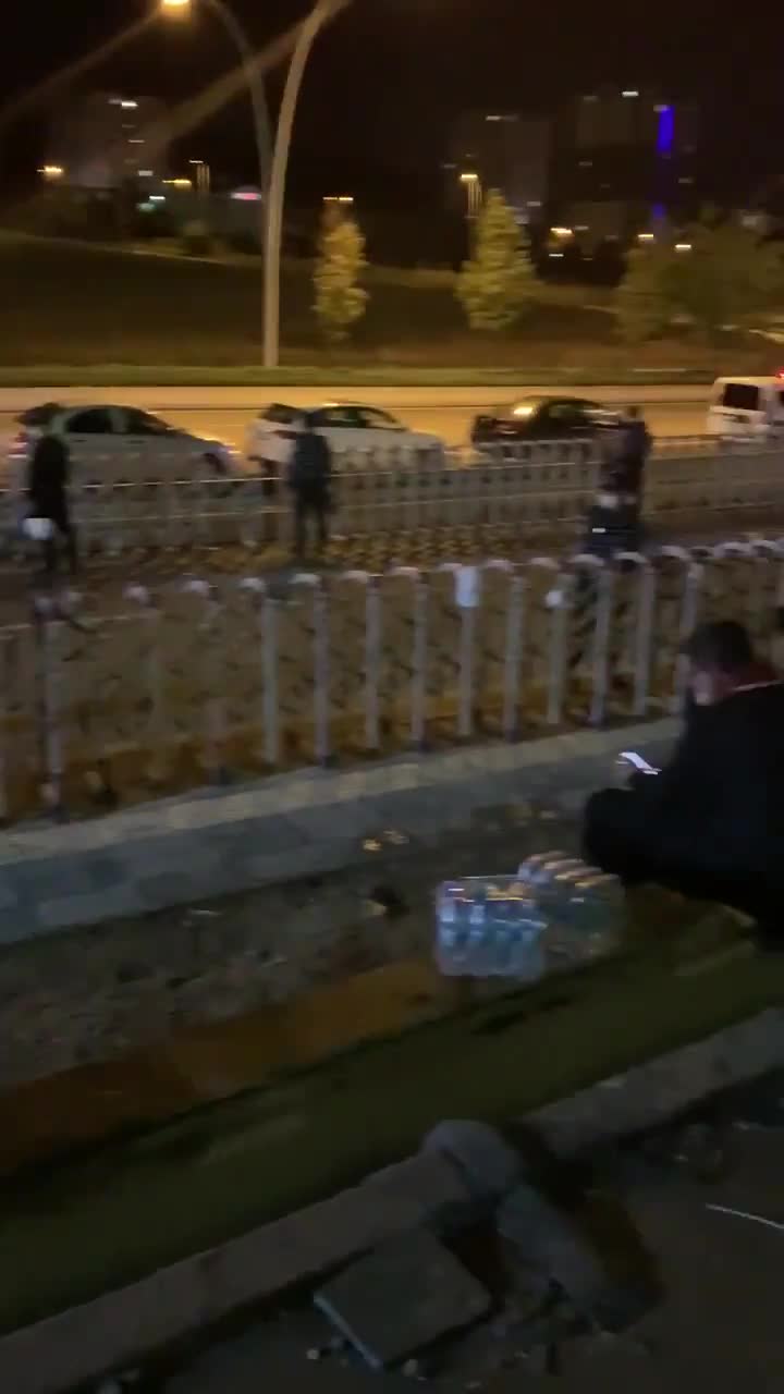 BARO BAŞKANLARI GECE YARISI BÖYLE BEKLEDİ