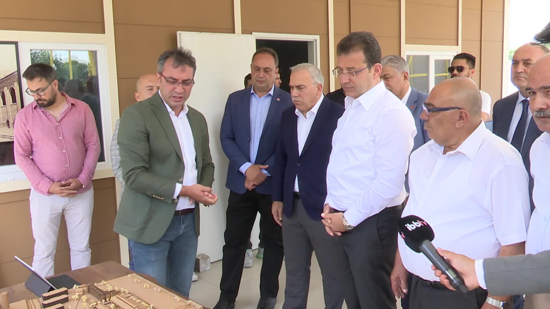 İMAMOĞLU, "YEDİKULE GAZHANESİ" ŞANTİYESİNDE İNCELEME YAPTI: “YIL SONUNA KADAR BİR BÖLÜMÜ HİZMETE GİRECEK”