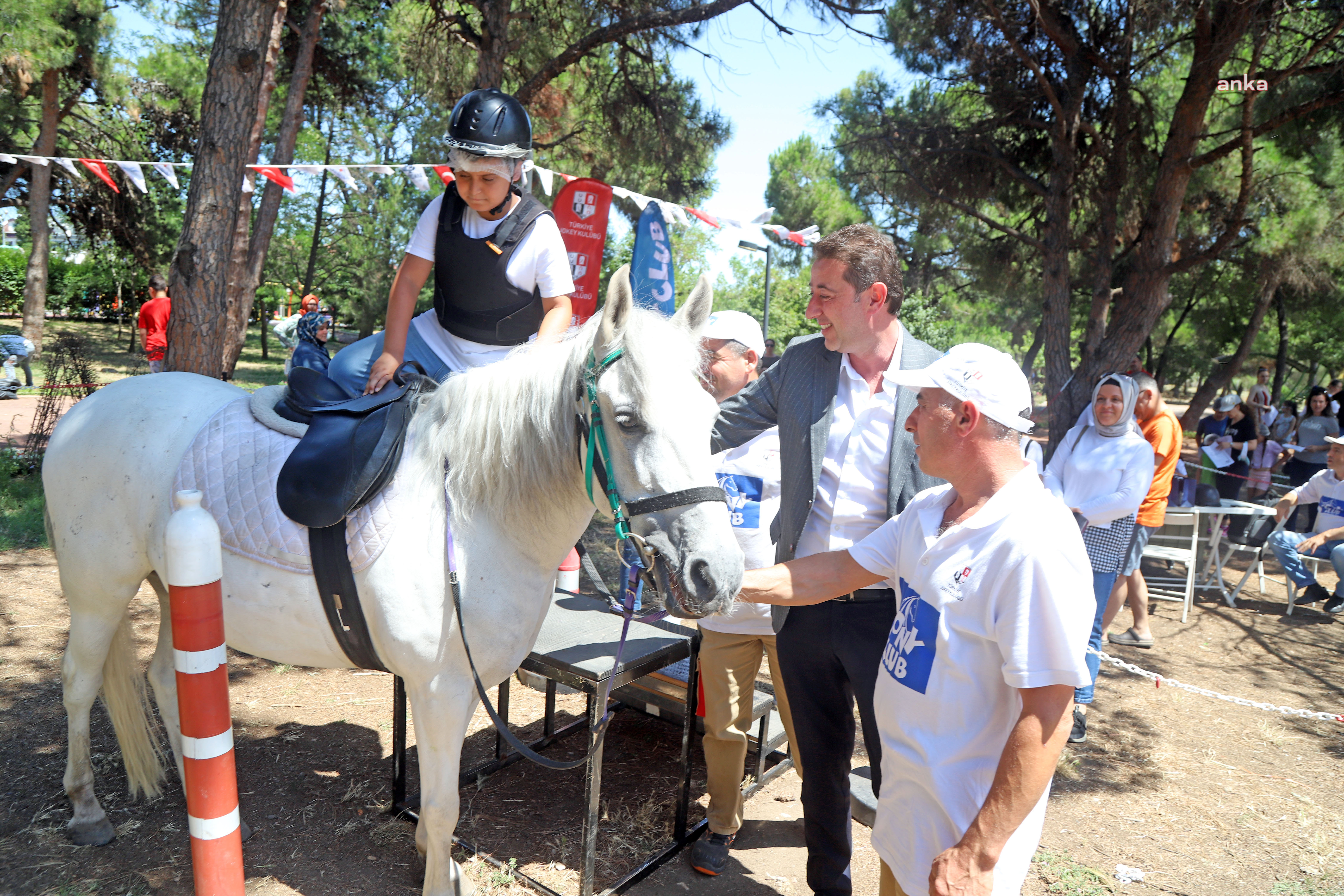 BANDIRMA'DA PONY CLUB ETKİNLİĞİ DÜZENLENDİ
