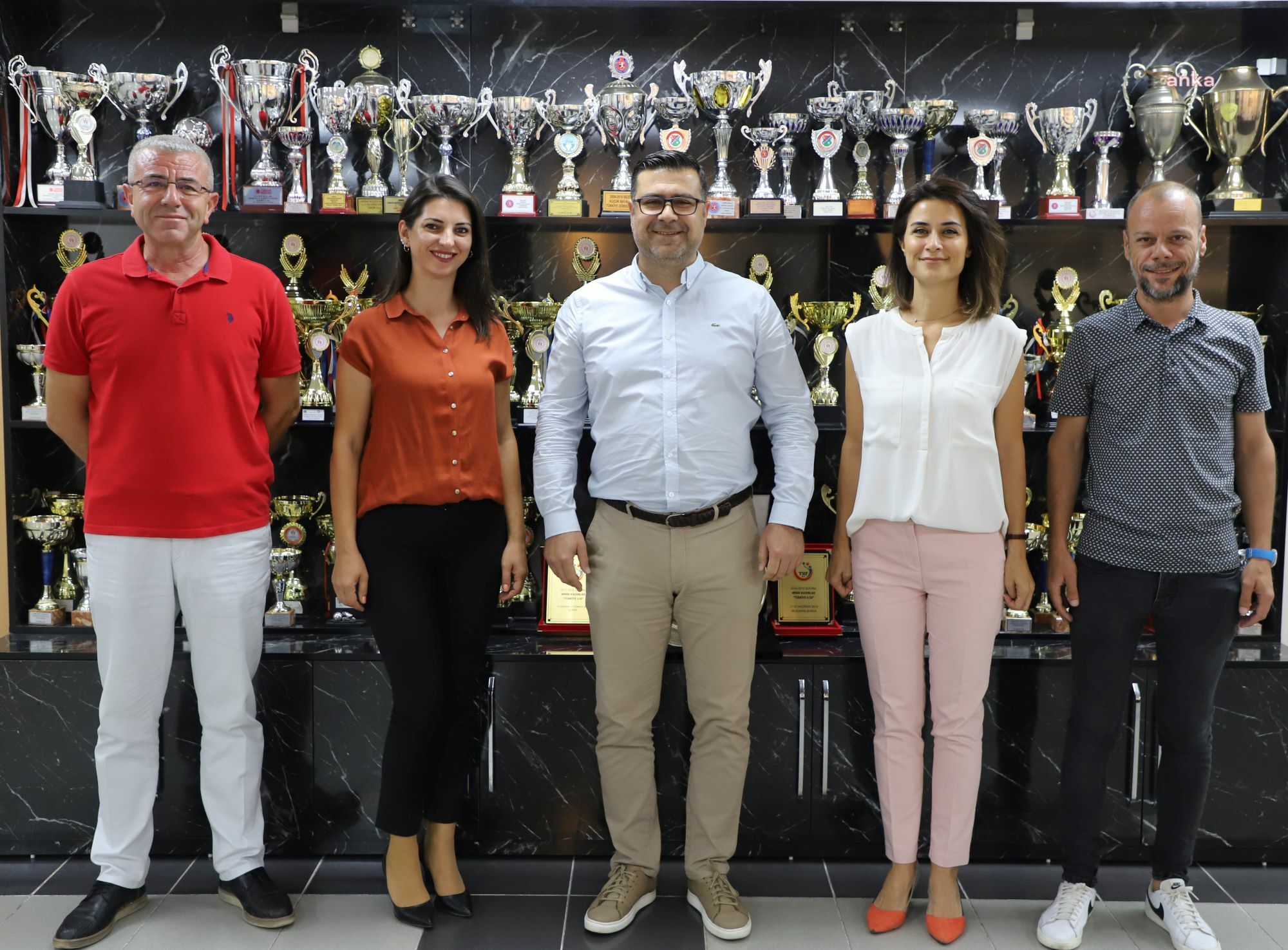 TURGUTLU BELEDİYESPOR’UN YENİ BAŞKANI FIRAT HONAZ OLDU