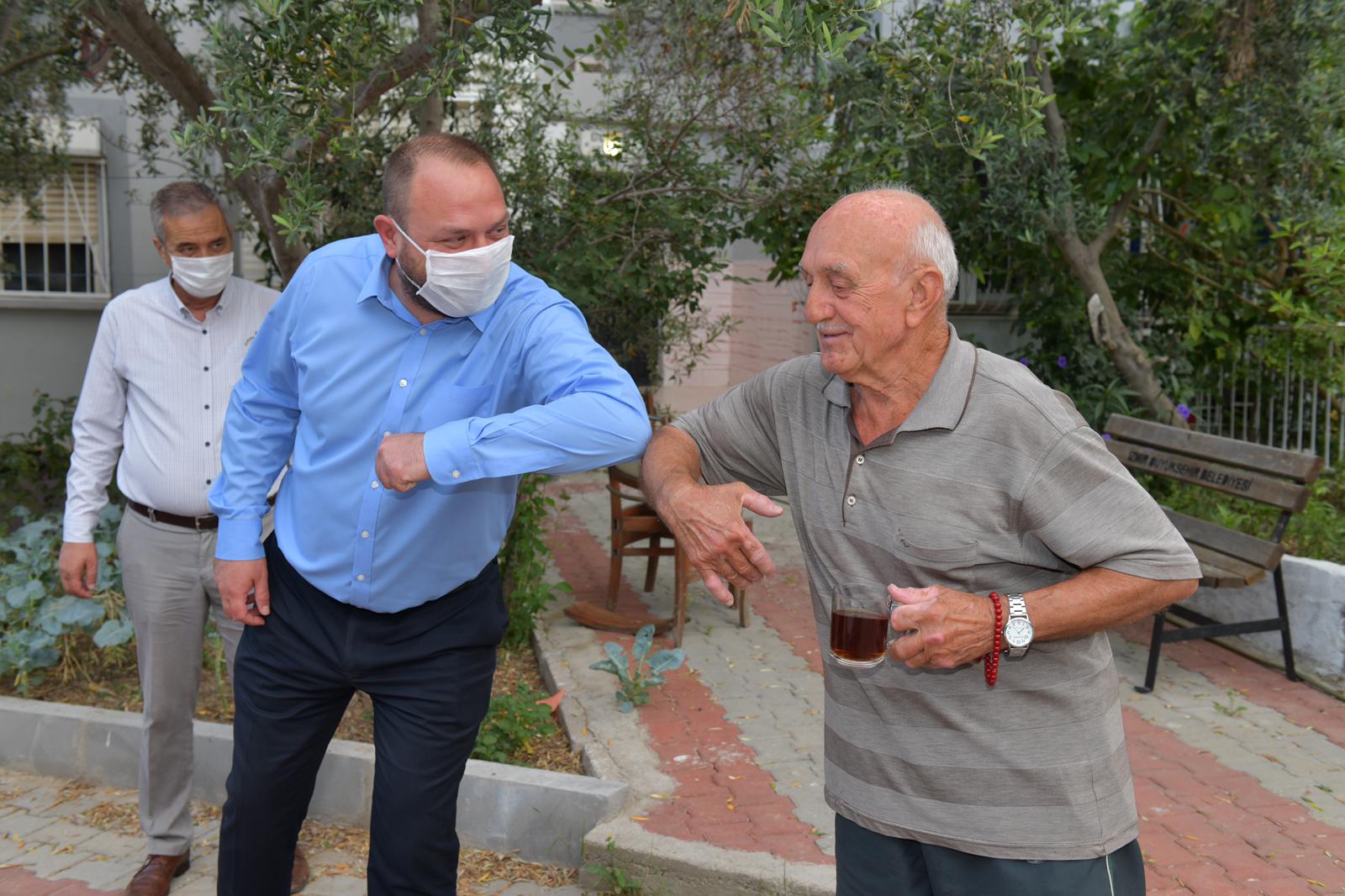 ÇİĞLİ BELEDİYE BAŞKANI GÜMRÜKÇÜ, YENİDEN ŞAFAK MESAİSİNDE