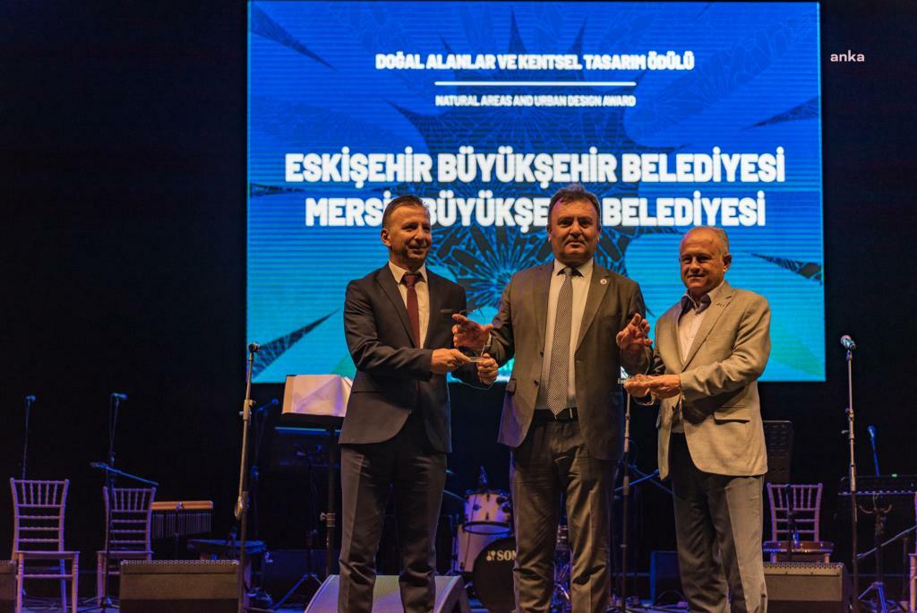 ‘ESKİŞEHİR BAHÇESİ’ İKİ ÖDÜL GETİRDİ