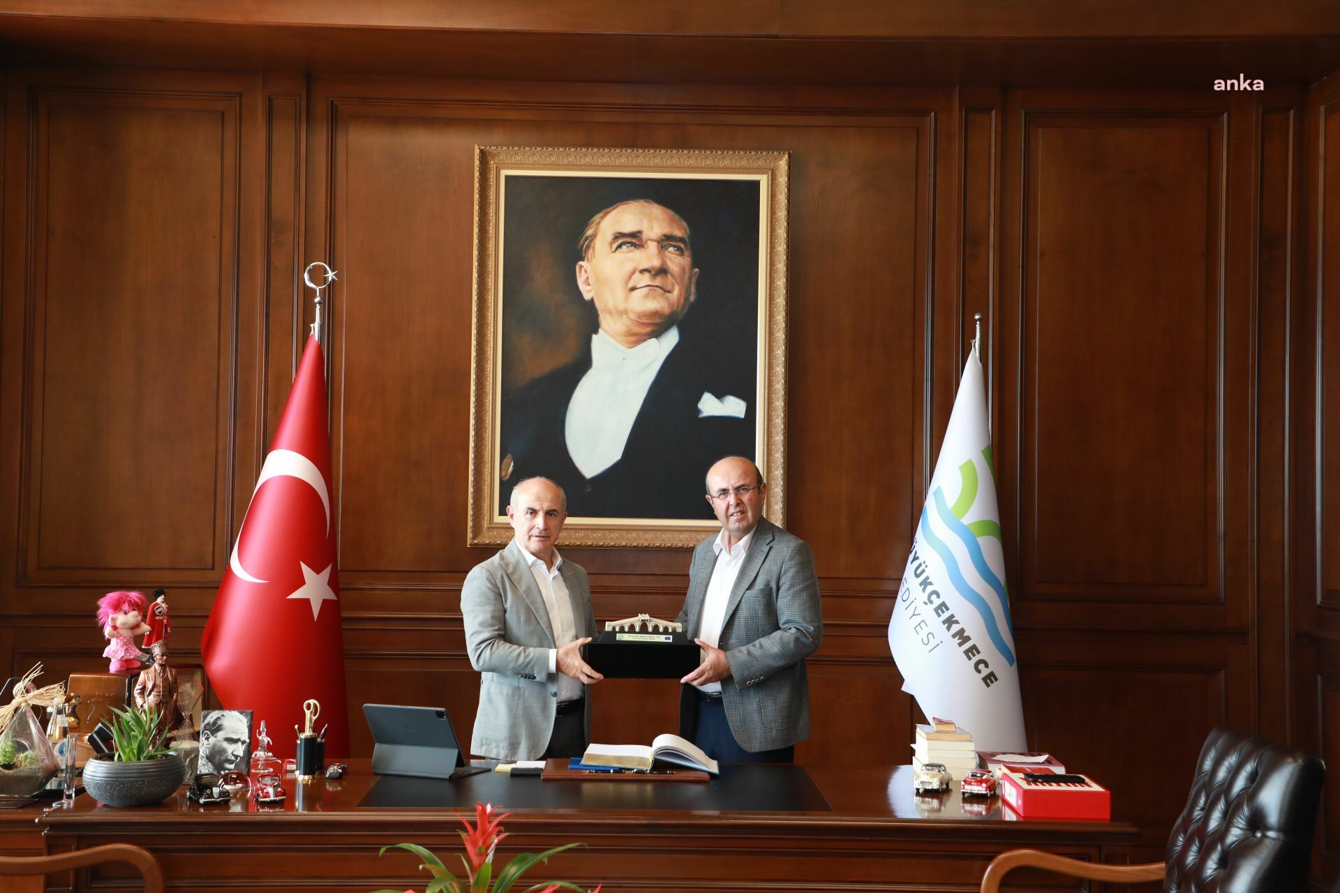 KIRŞEHİR BELEDİYE BAŞKANI EKİCİOĞLU’NDAN BELEDİYE BAŞKANLARINA ZİYARET