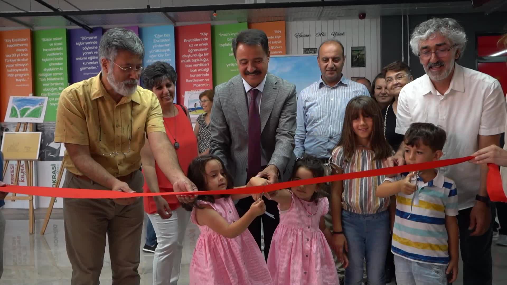 ATAKUM BELEDİYESİ’NDEN GÖÇ KONULU ‘ULUSLARARASI ÇOCUK KARİKATÜRCÜLERİ’ SERGİSİ