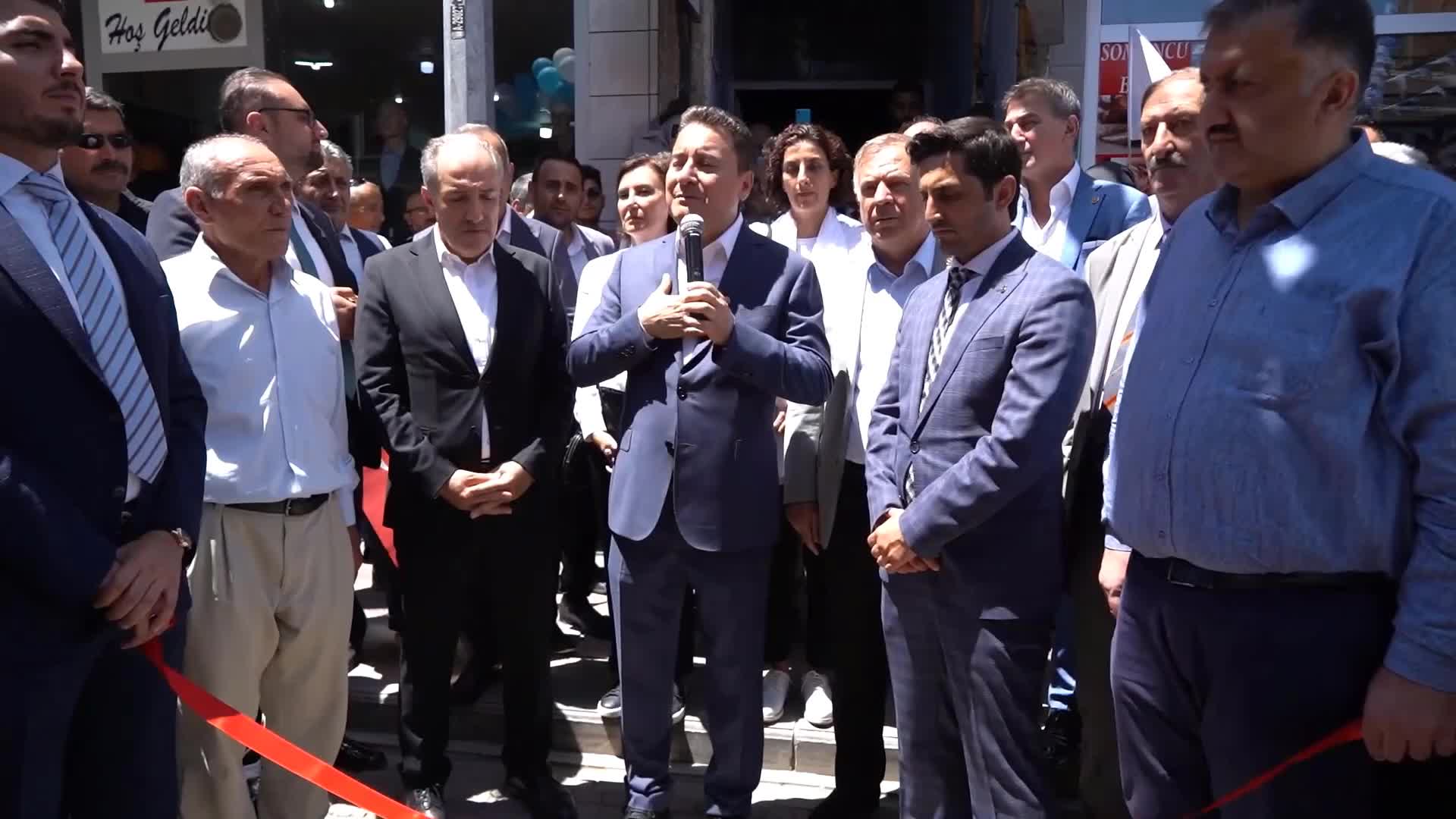 ALİ BABACAN, ABD KONGRESİ'NİN TÜRKİYE'YE SAVAŞ UÇAĞI KISITLAMASINA İLİŞKİN TASARISI ÜZERİNDEN İKTİDARI ELEŞTİRDİ: "DÜNYADA İTİBARIMIZI BEŞ PARALIK ETTİLER"