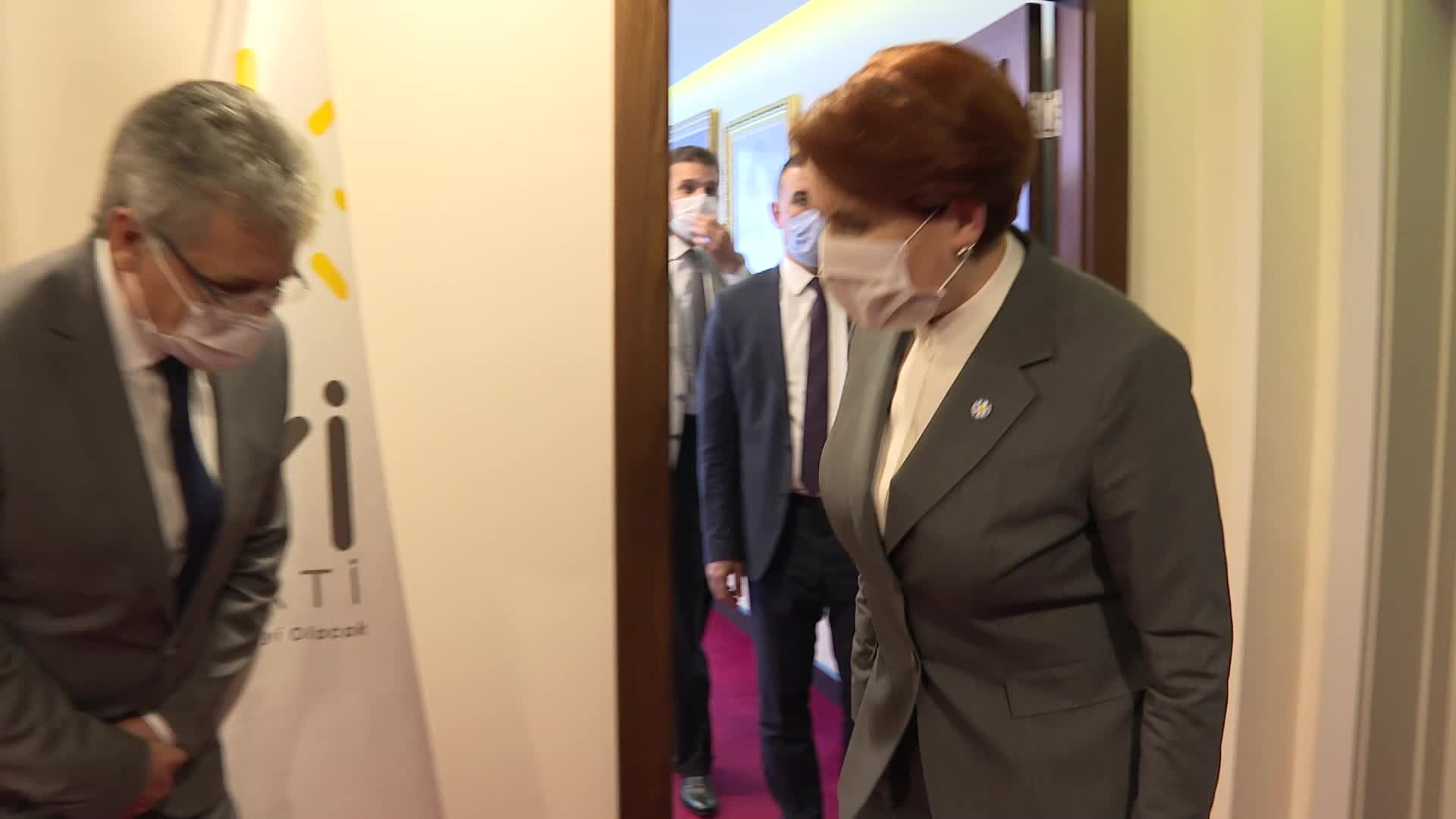 AKŞENER'E NEZAKET ZİYARETİ