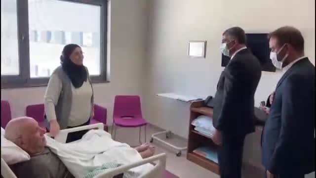 CHP’Lİ EROL, CHP EKONOMİ MASASI HEYETİNE “EMEKLİYİZ. PARAMI BİLE ARTIRIYORUM. BU ZAMLARI ZENGİNLER YAPIYOR” DİYEN 74 YAŞINDAKİ BENDERLİOĞLU’NU ZİYARET ETTİ… BENDERLİOĞLU: “SİZ YAPIN ONLAR DA TAKİP ETSİN. ÖĞRENİRLER BELKİ”