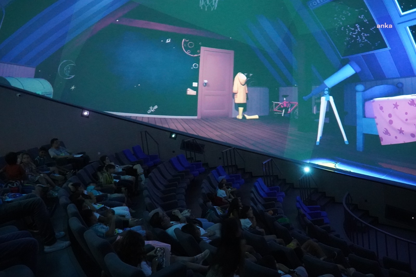 KARŞIYAKA PLANETARYUM’DA YAZA ÖZEL FİLM ŞÖLENİ