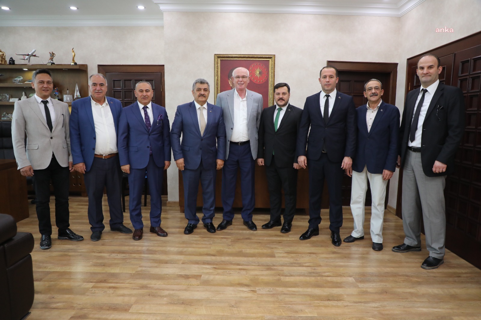 ESKİŞEHİR ESNAF VE SANATKÂRLAR ODALARI BİRLİĞİ’NDEN BAŞKAN KURT’A ZİYARET