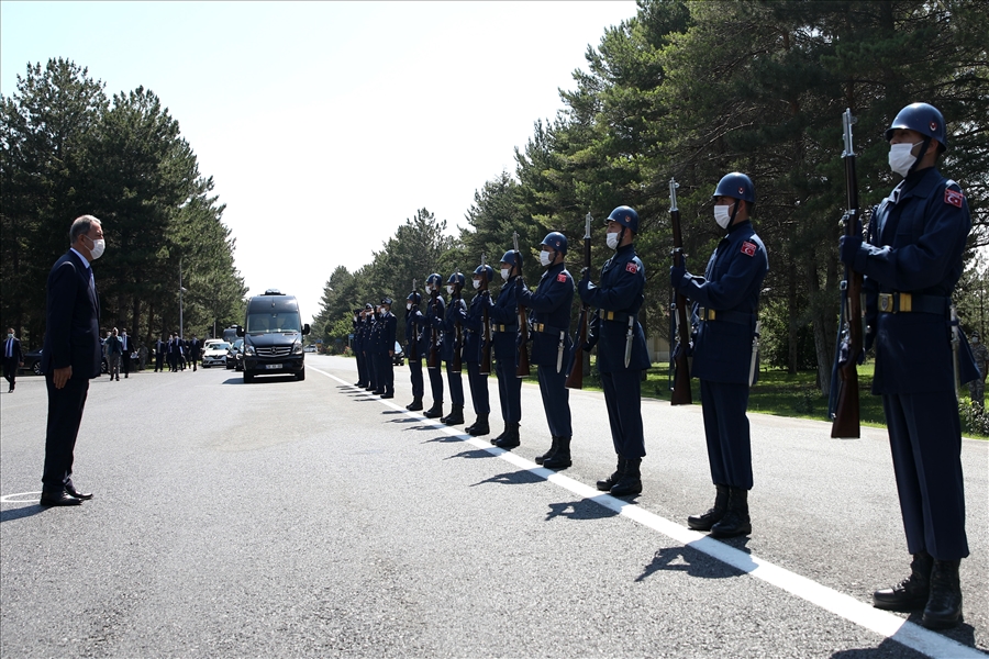 3 BAKAN VE KOMUTANLAR KAYSERİ’DE
