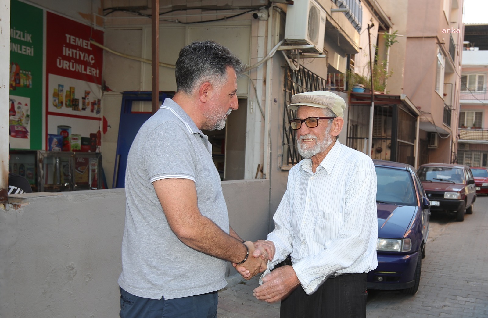 BAYRAKLI BELEDİYE BAŞKANI SERDAR SANDAL MAHALLE GEZİLERİNİ SÜRDÜRÜYOR