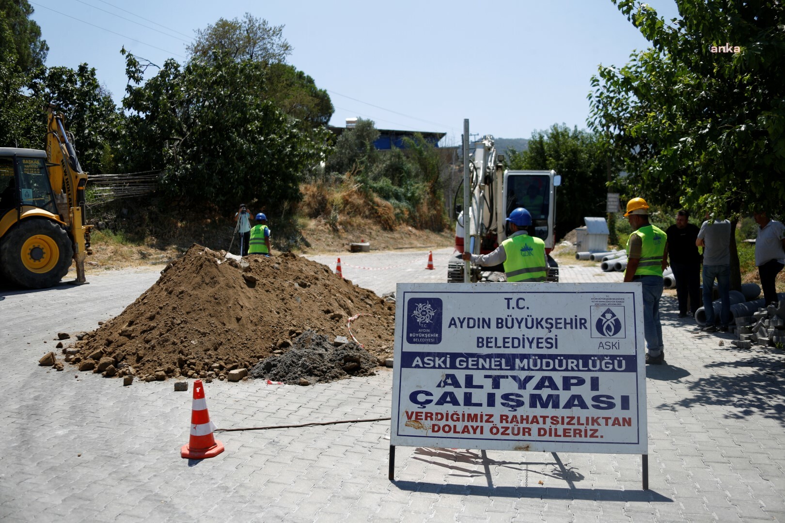 AYDIN BÜYÜKŞEHİR, KOÇARLI BÜYÜKDERE’DE KANALİZASYON ÇALIŞMALARINA BAŞLADI