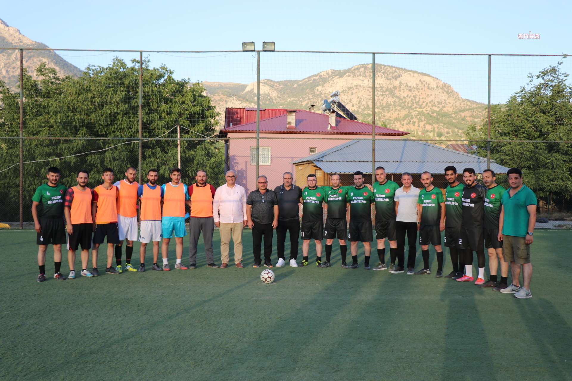 POZANTI’DA ‘5 AĞUSTOS KONGRESİ FUTBOL TURNUVASI’ BAŞLADI