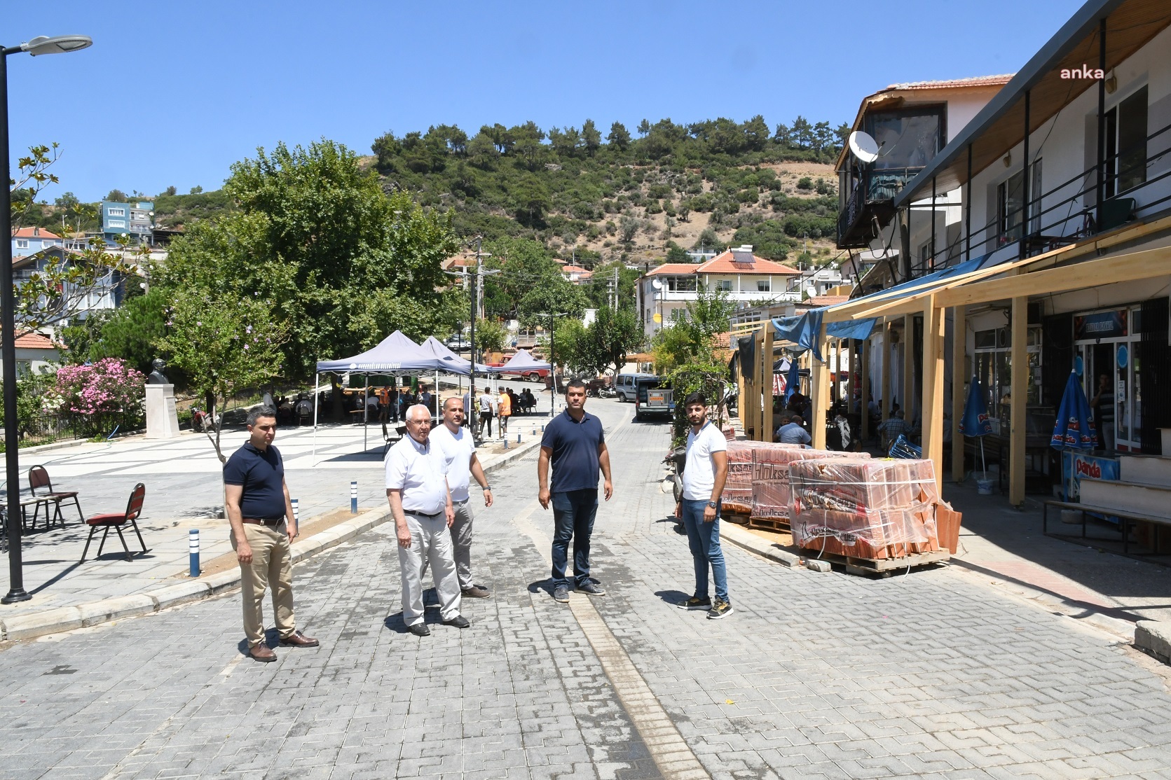 KARABAĞLAR'DA KAVACIK MEYDANI'NDA SONA DOĞRU
