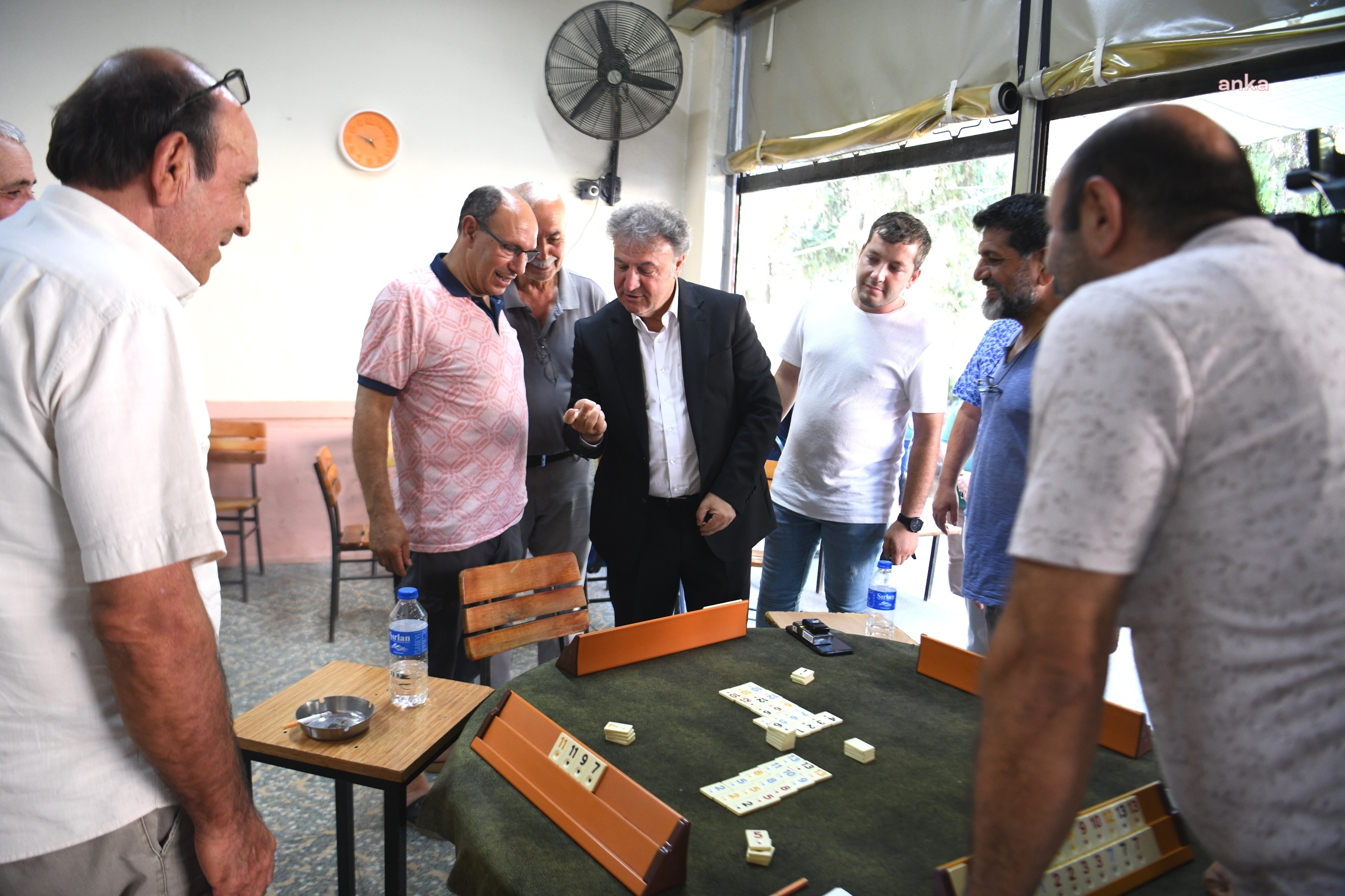 BORNOVA BELEDİYE BAŞKANI İDUĞ'DAN ALTINDAĞ ÇIKARMASI