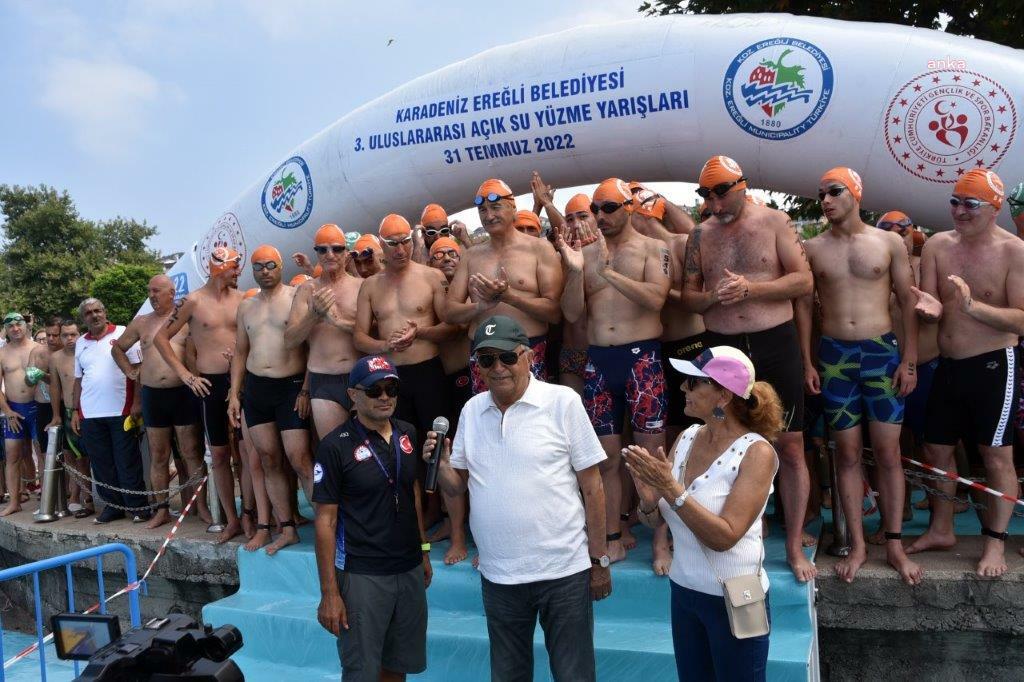 KDZ. EREĞLİ’DE ‘3. AÇIK SU YÜZME YARIŞLARI’ DÜZENLENDİ