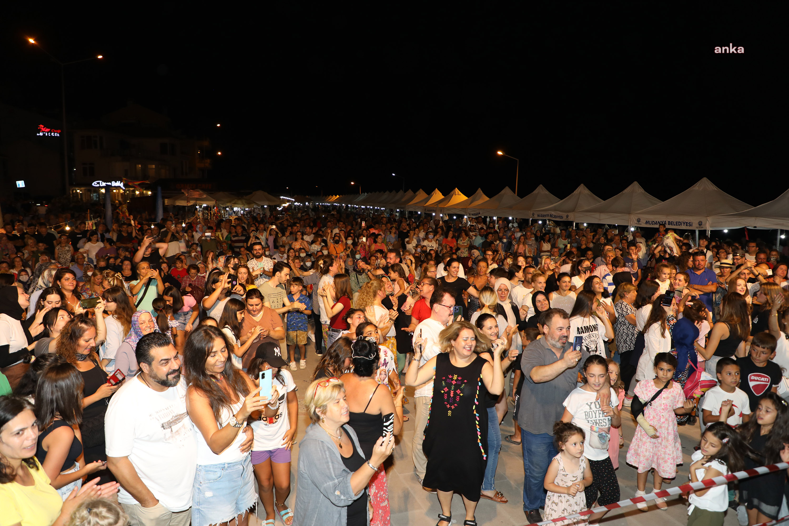 MUDANYA TİRİLYE'DE ZEYTİN ŞENLİĞİ DÜZENLENDİ