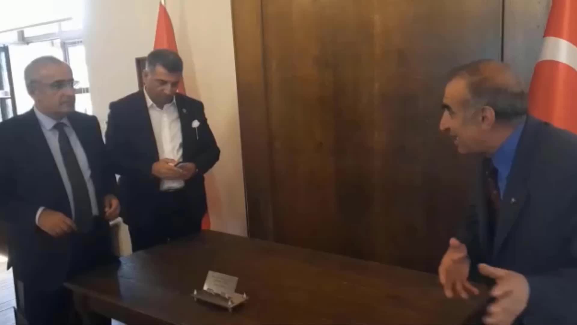 MÜZE UZMANININ İSTEĞİNİ BÜYÜKERŞEN KIRMADI: ERZURUM KONGRE VE MİLLİ MÜCADELE MÜZESİ'NE ATATÜRK'ÜN BALMUMU HEYKELİ YAPILACAK