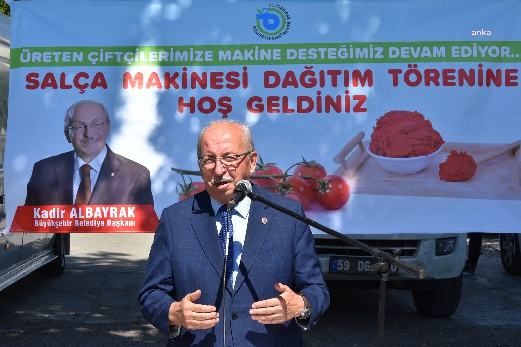 TEKİRDAĞ BÜYÜKŞEHİR, ÜRETİCİLERE MAKİNA VE EKİPMAN DESTEĞİNE DEVAM EDİYOR