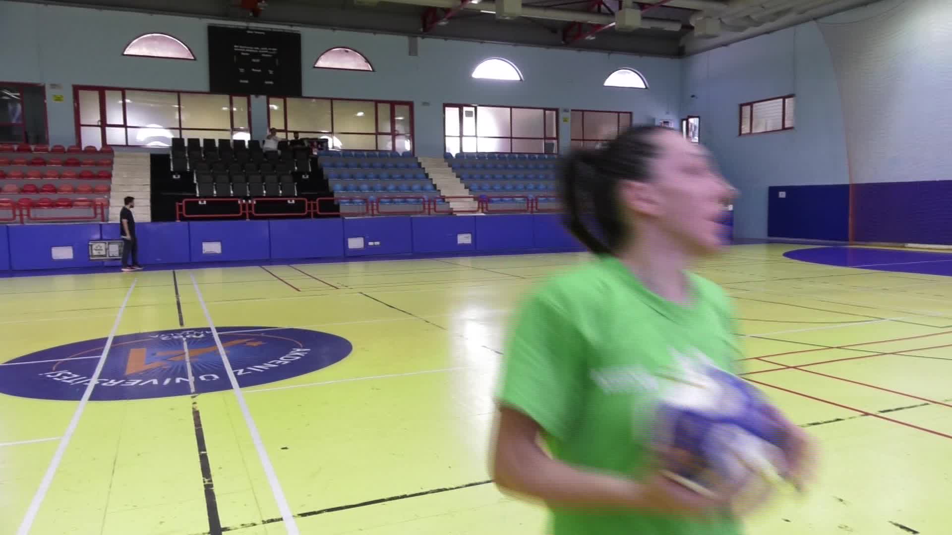 KONYAALTI BELEDİYESPOR KADIN HENTBOL TAKIMI, YENİ SEZON HAZIRLIKLARINA BAŞLADI