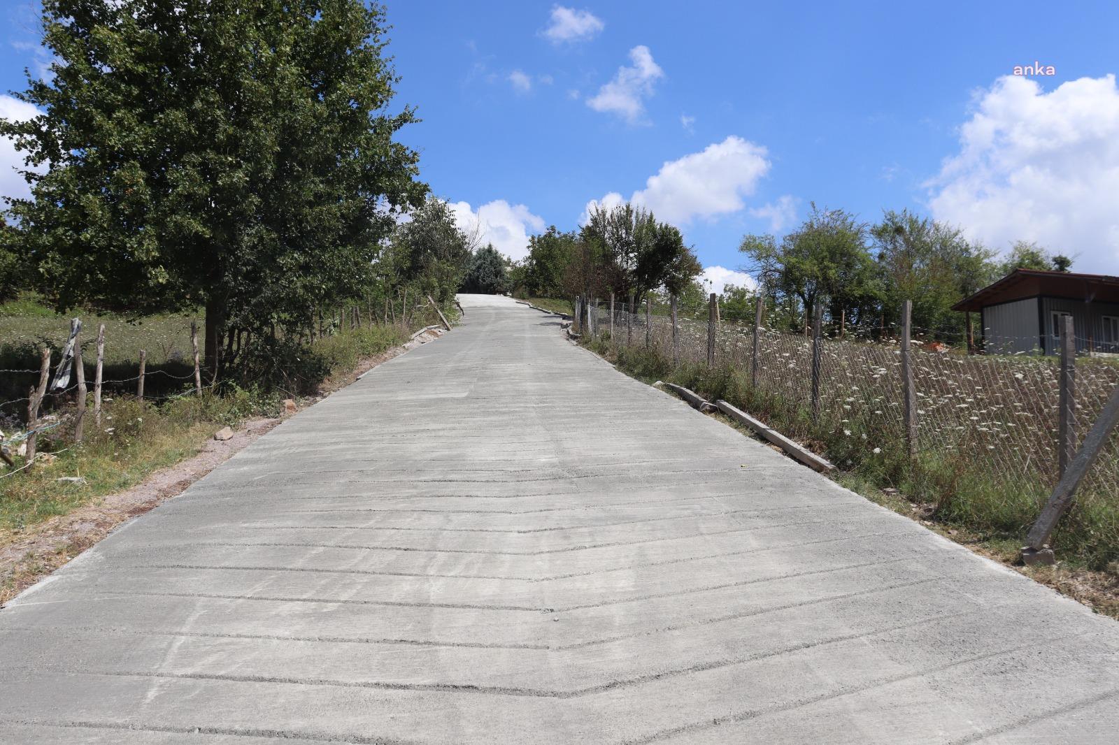 İZMİT BELEDİYESİ’NDEN ZEYTİNBURNU’NA YENİ BETON YOL