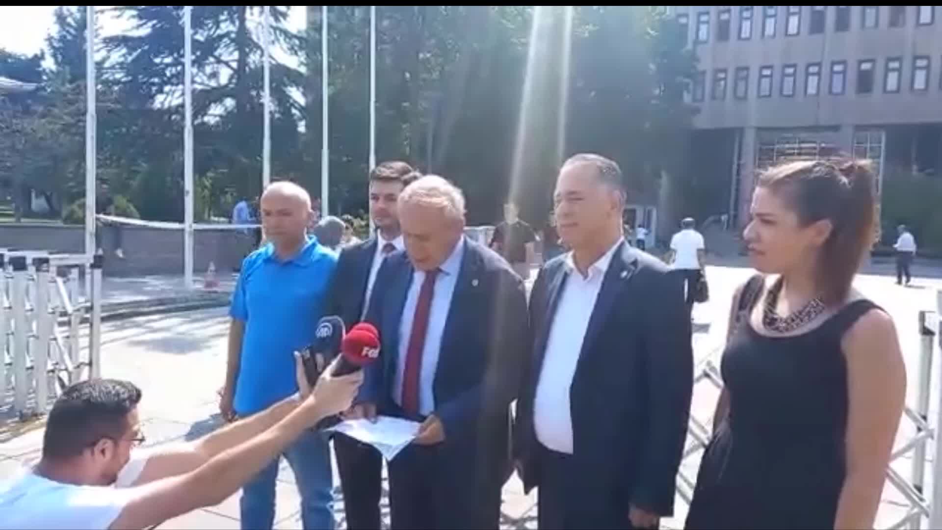KPSS İÇİN BAKAN, YÖK BAŞKANI, GÖREVDEN ALINAN ÖSYM BAŞKANI VE YEDİİKLİM YÖNETİCİSİ HAKKINDA SUÇ DUYURUSU YAPILDI