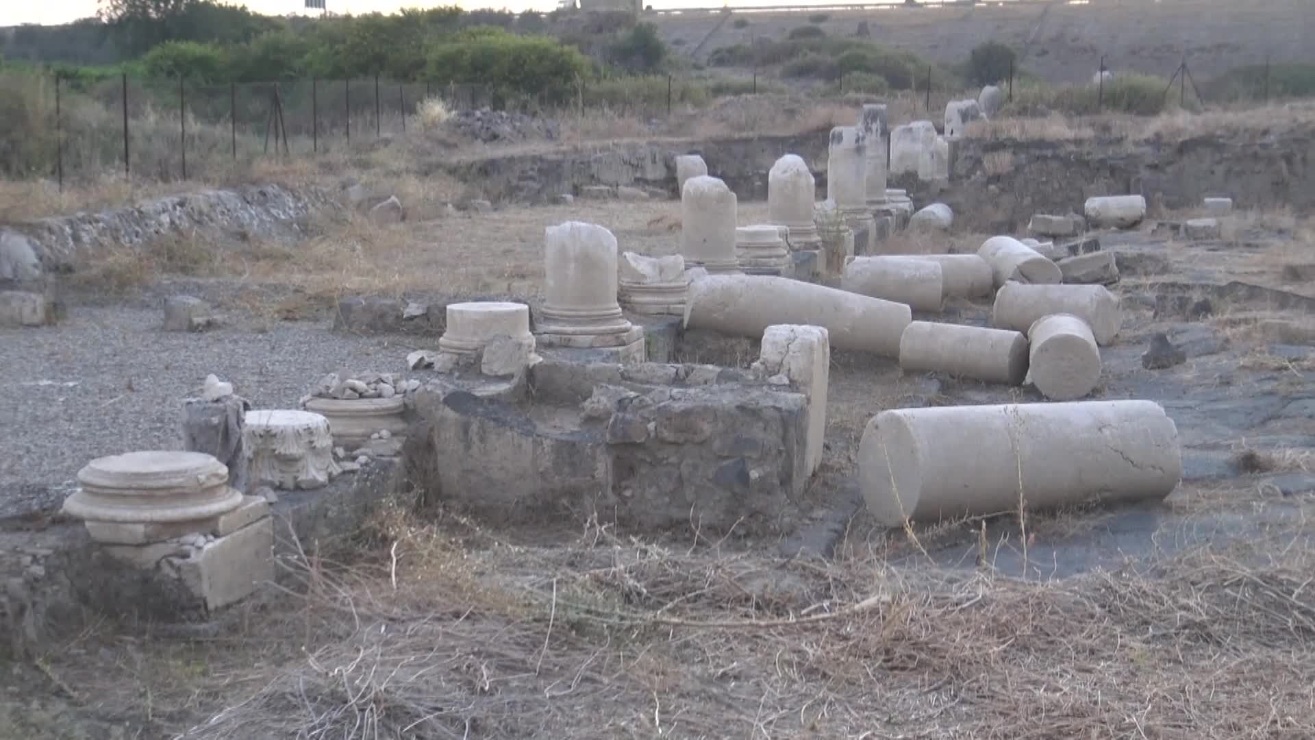 EPİPHANEİA ANTİK KENTİ’NDEKİ KAZI ÇALIŞMALARINA BAŞKAN SAVAŞ’TAN DESTEK
