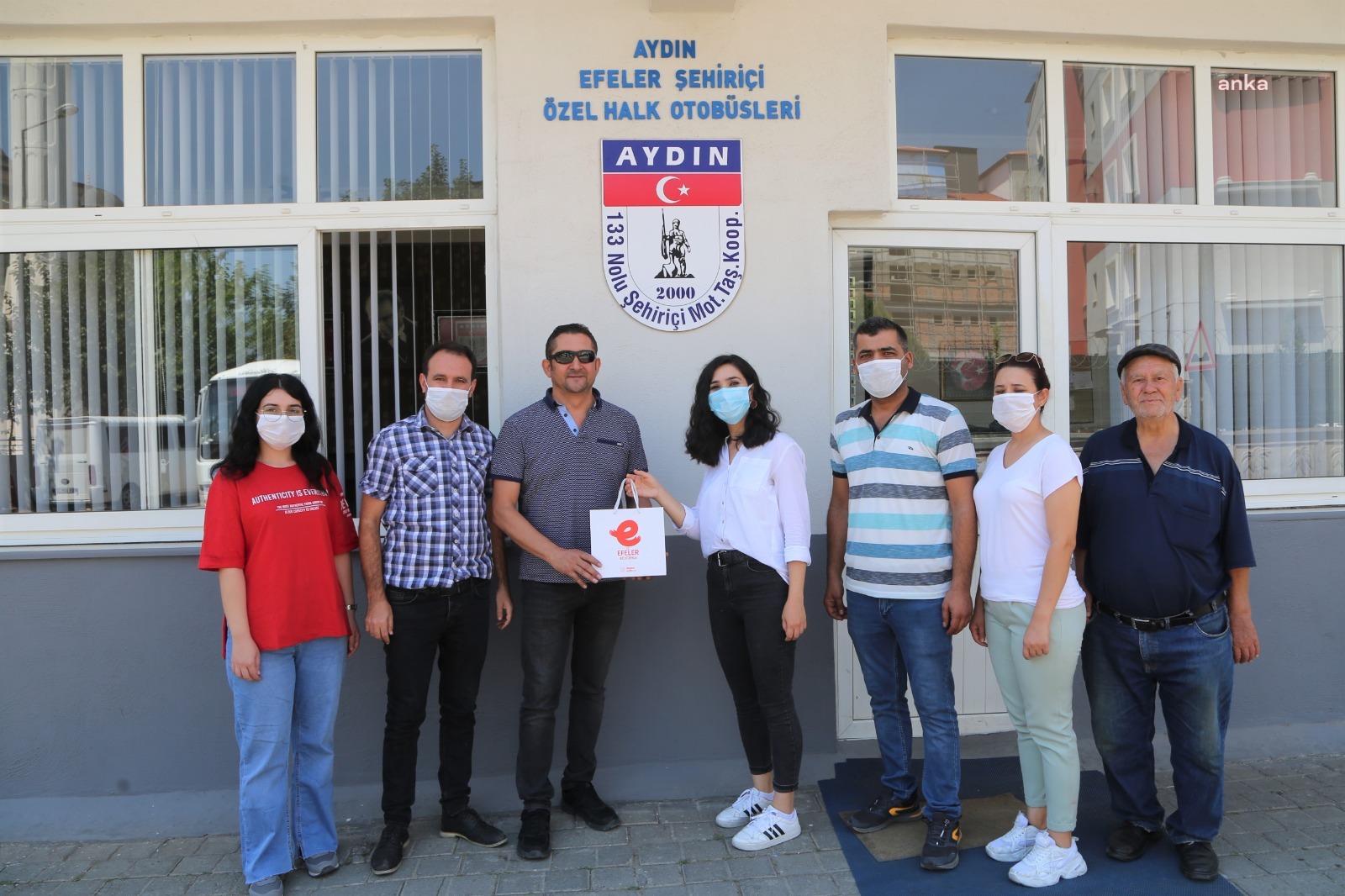 EFELER BELEDİYE BAŞKANI ATAY’DAN ŞOFÖR ESNAFINA KORONA KİTİ