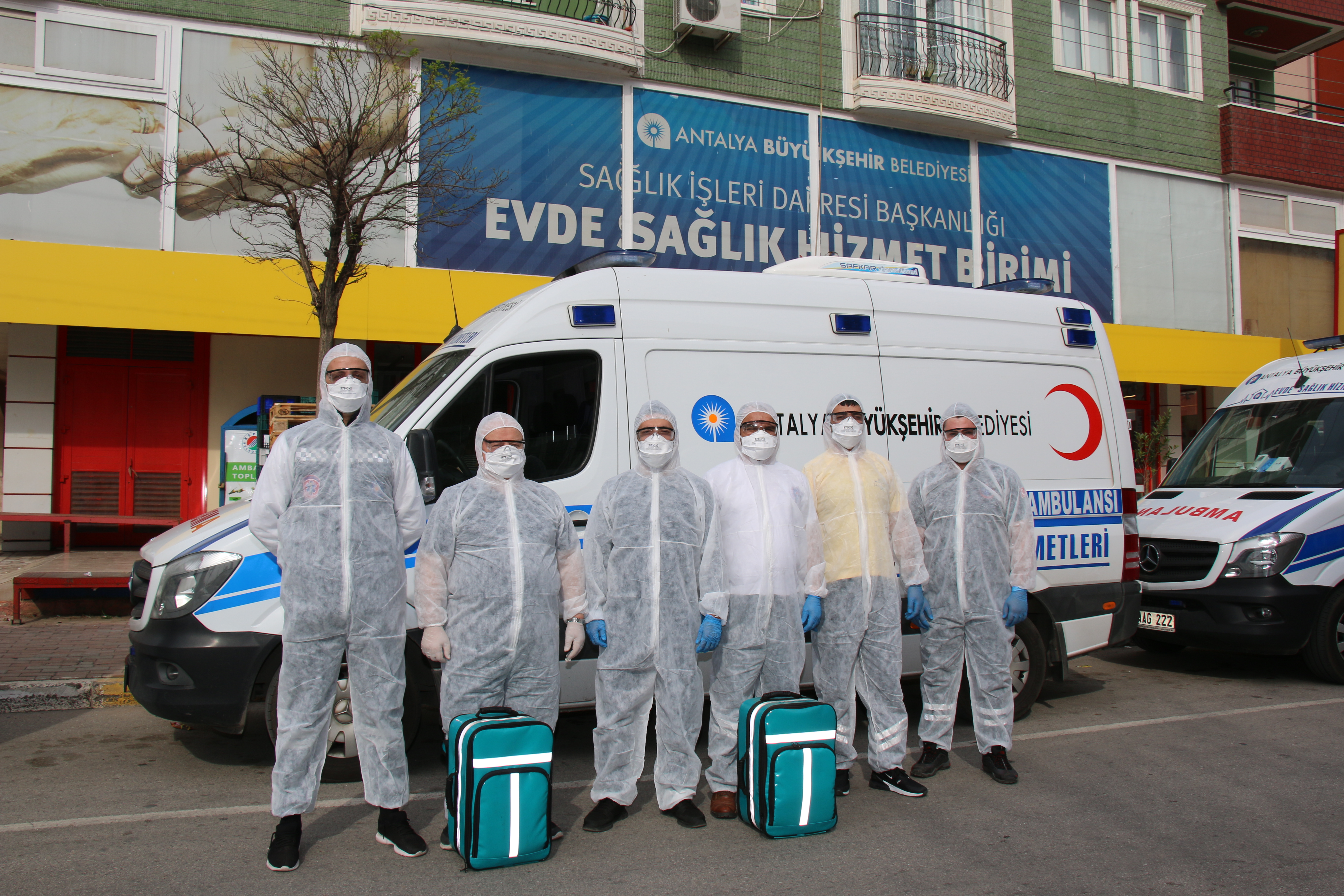 ANTALYA BÜYÜKŞEHİR BELEDİYESİ'NDEN BİN 635 KİŞİYE EVDE SAĞLIK HİZMETİ
