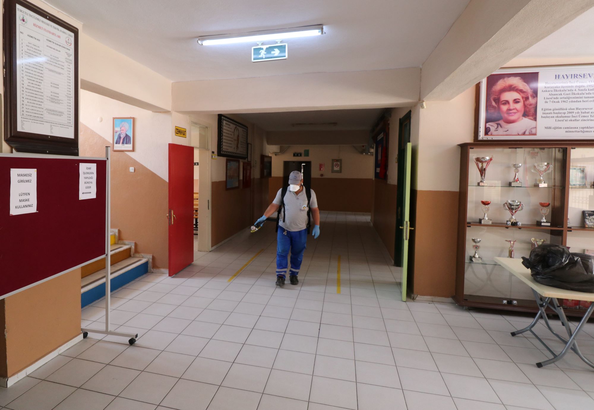 YKS ÖNCESİ SINAV YERLERİ DEZENFEKTE EDİLDİ