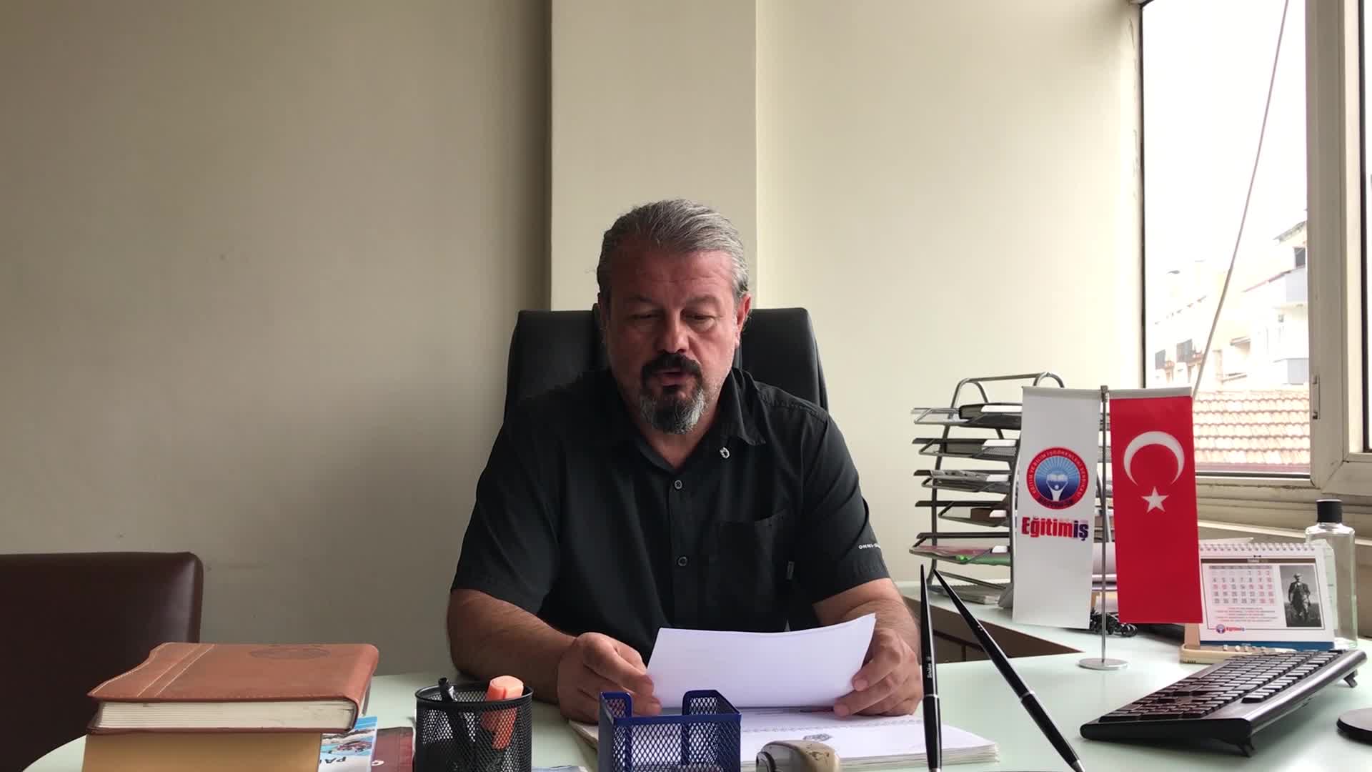 EĞİTİM-İŞ TRABZON ŞUBE BAŞKANI'NDAN KPSS TEPKİSİ: “ADİL BİR SINAV UMAN YURTTAŞLARDA İNFİAL YARATMIŞTIR”