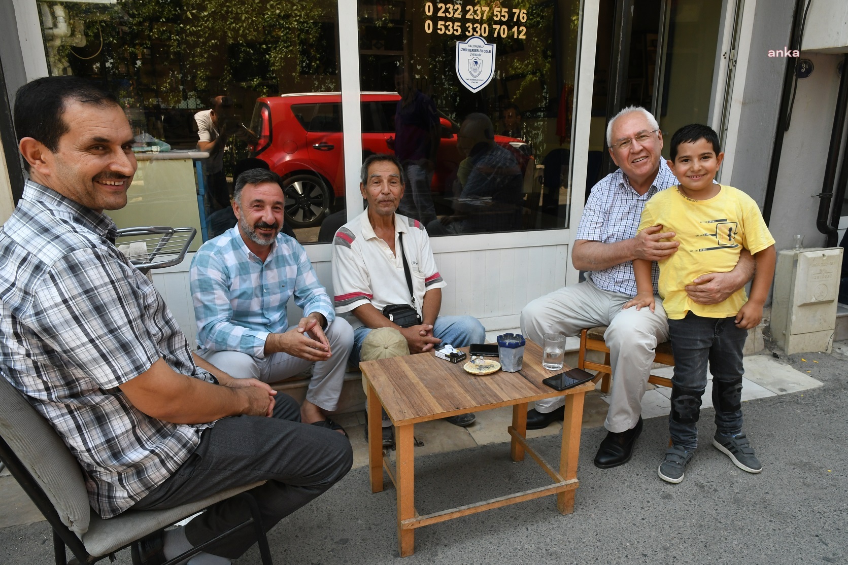 KARABAĞLAR'DA ASFALT SEFERBERLİĞİ