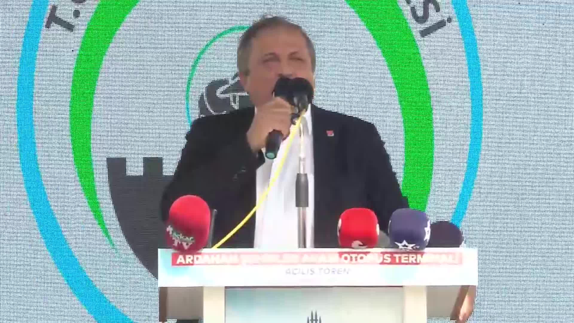 SEYİT TORUN, ARDAHAN’DA: “BU HİZMETLER; İKTİDARIN HER TÜRLÜ ENGELLEMESİNE, AYAK OYUNUNA RAĞMEN VERİLİYOR. NE YAPARLARSA YAPSINLAR, BAŞARAMAYACAKLAR”