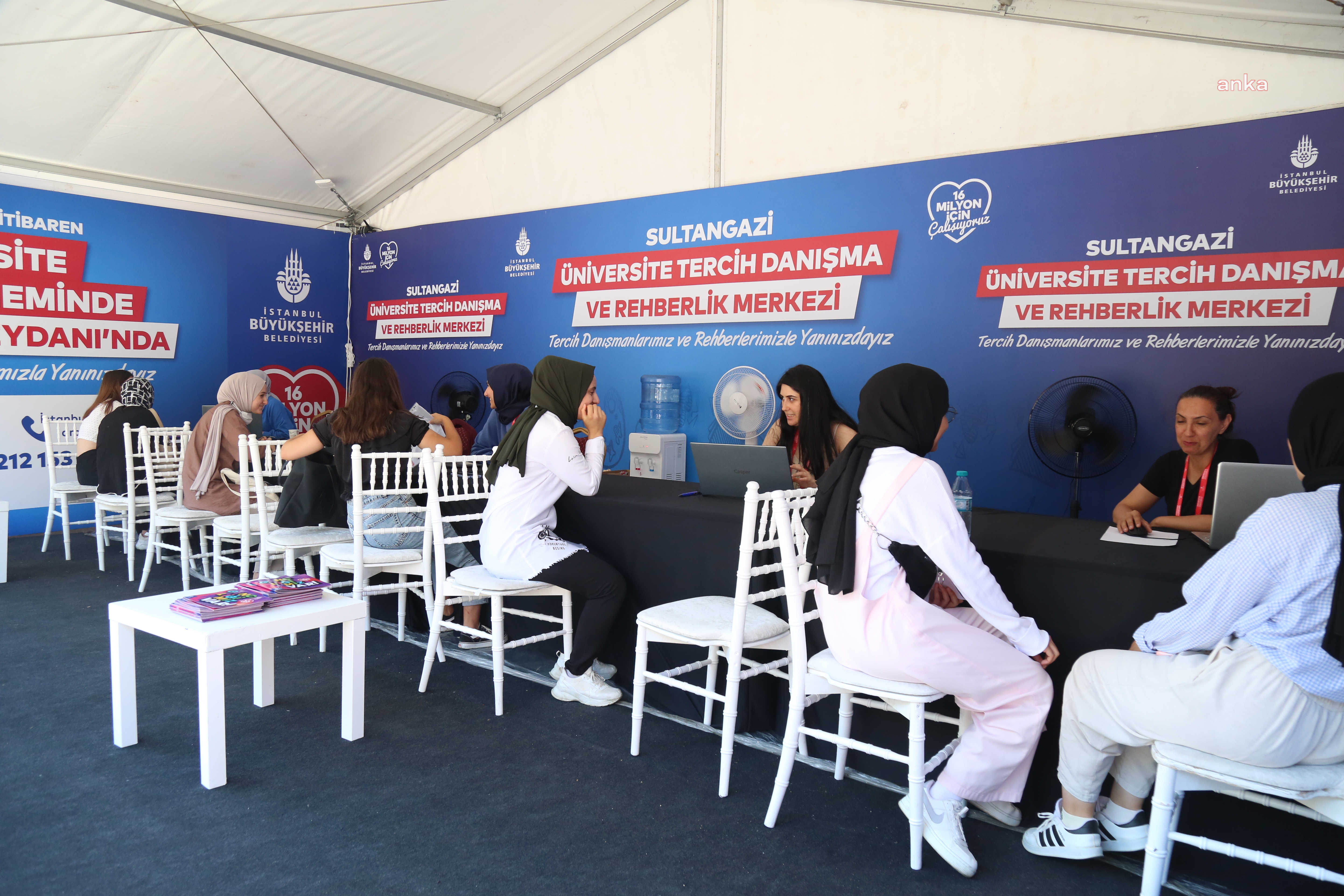 İBB 71 BİN ÜNİVERSİTE ADAYINA ÜCRETSİZ TERCİH DANIŞMANLIĞI YAPTI