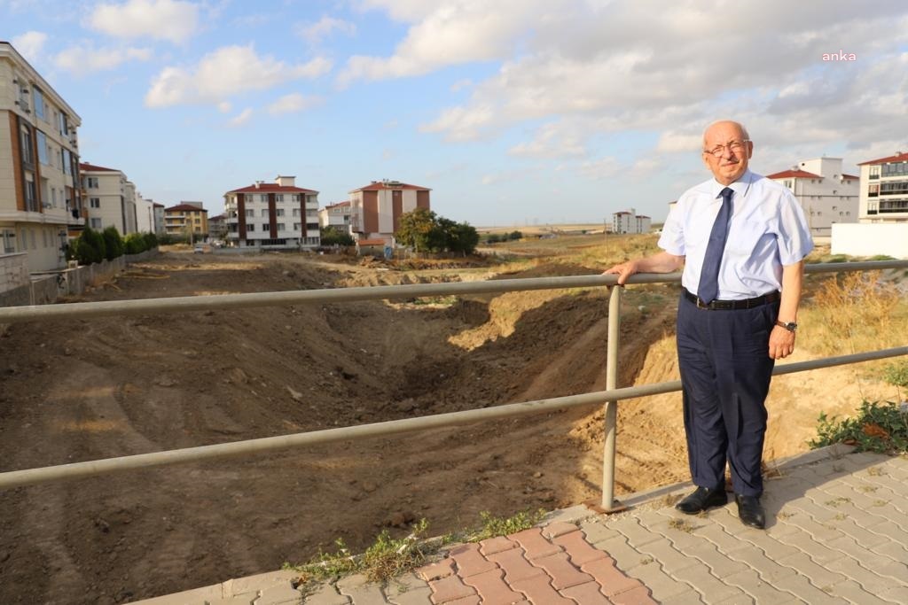 TEKİRDAĞ BÜYÜKŞEHİR BELEDİYESİ, KENT GENELİNDE ALTYAPI ÇALIŞMALARINI SÜRDÜRÜYOR