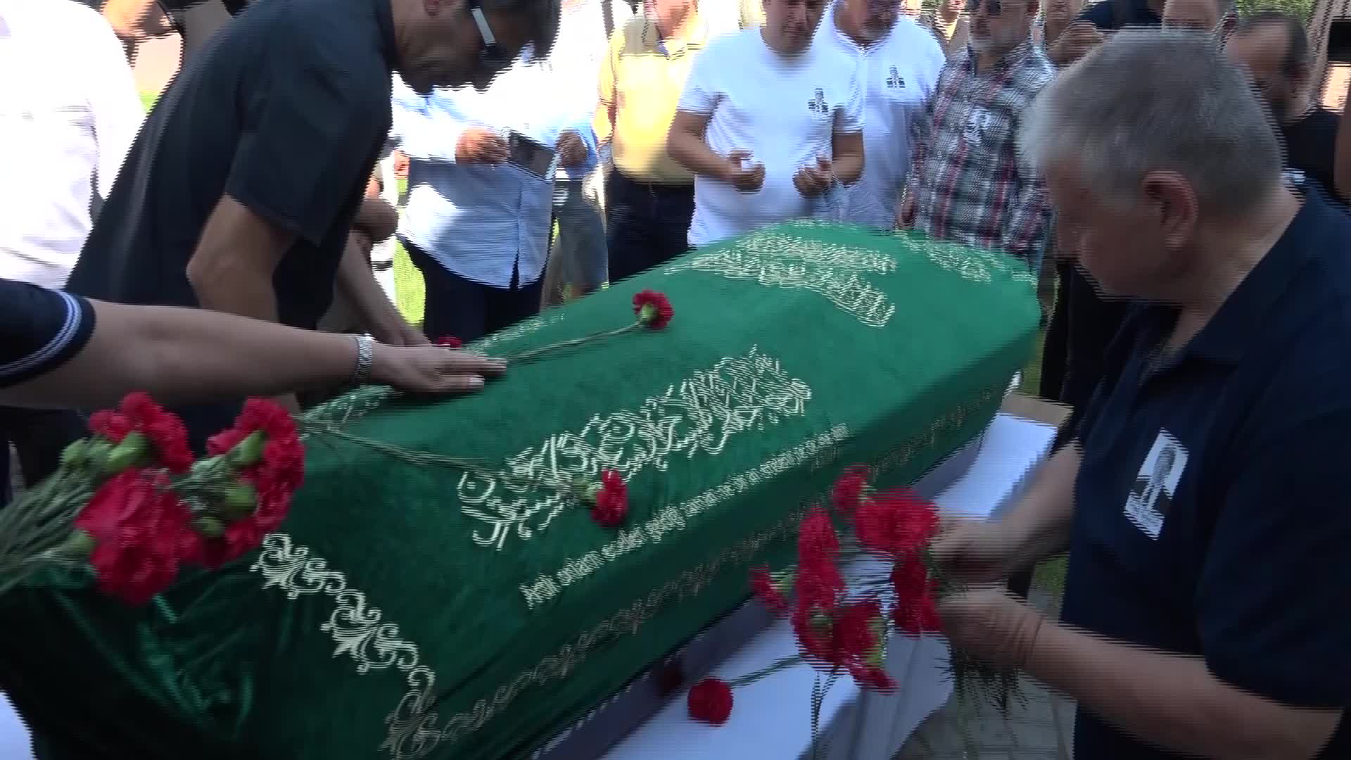 GAZETECİ HAMDİ TÜRKMEN'E SON VEDA