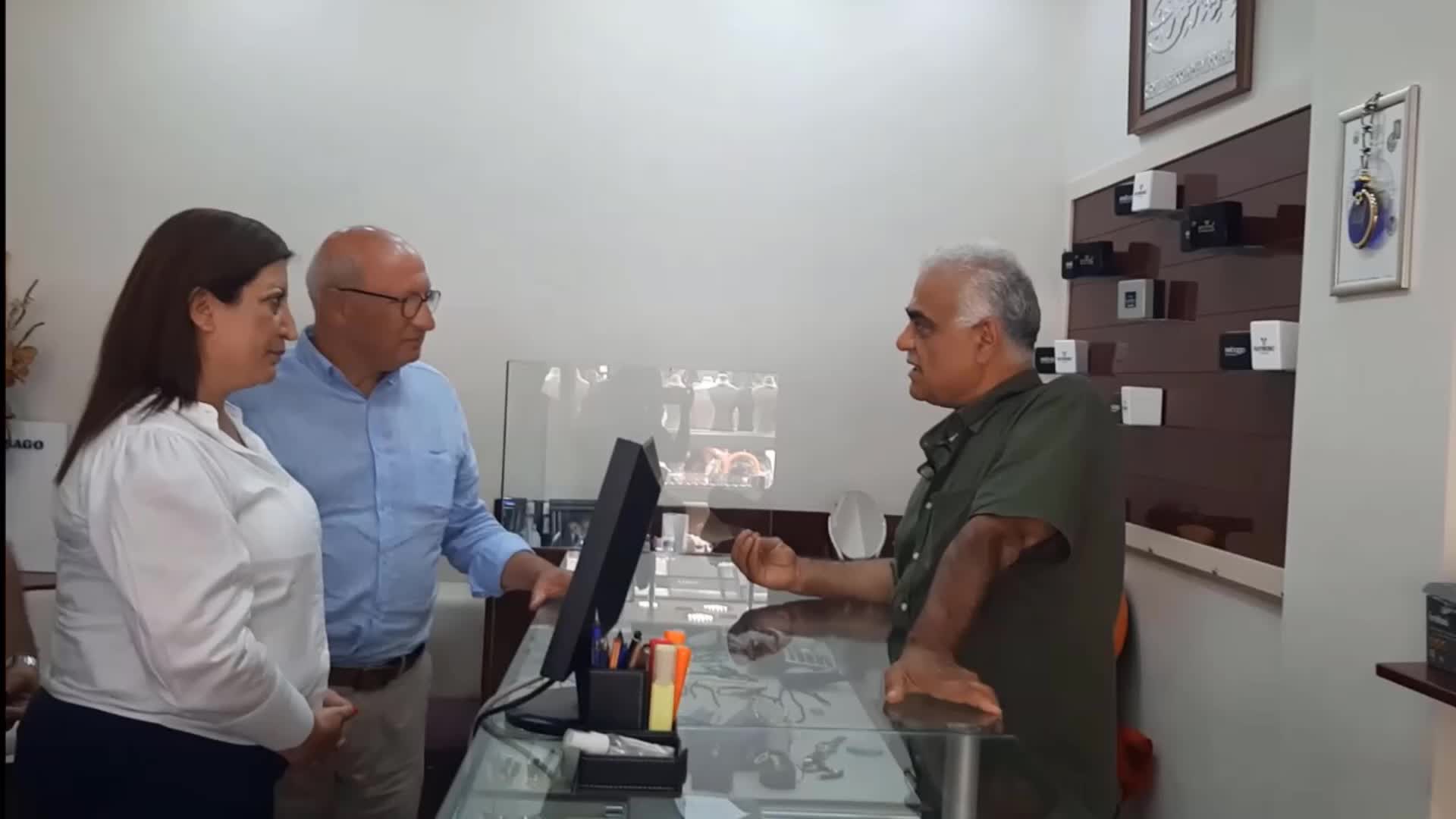 AFYONKARAHİSARLI ESNAF: FİYATLARA EURONUN GÜCÜ DE YETMİYOR