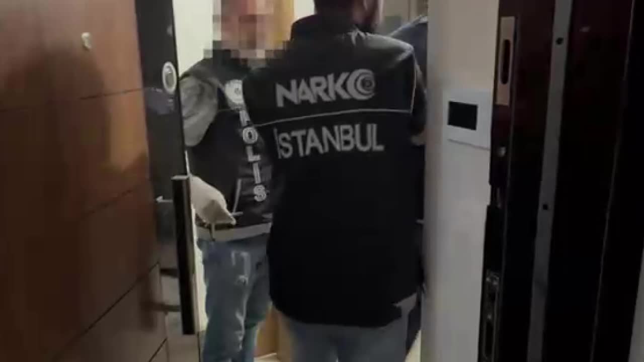 İSTANBUL'DA AĞUSTOS AYININ İLK HAFTASINDA 104 KİLO UYUŞTURUCU MADDE, 92 BİN 229 ADET UYUŞTURUCU HAP ELE GEÇİRİLDİ