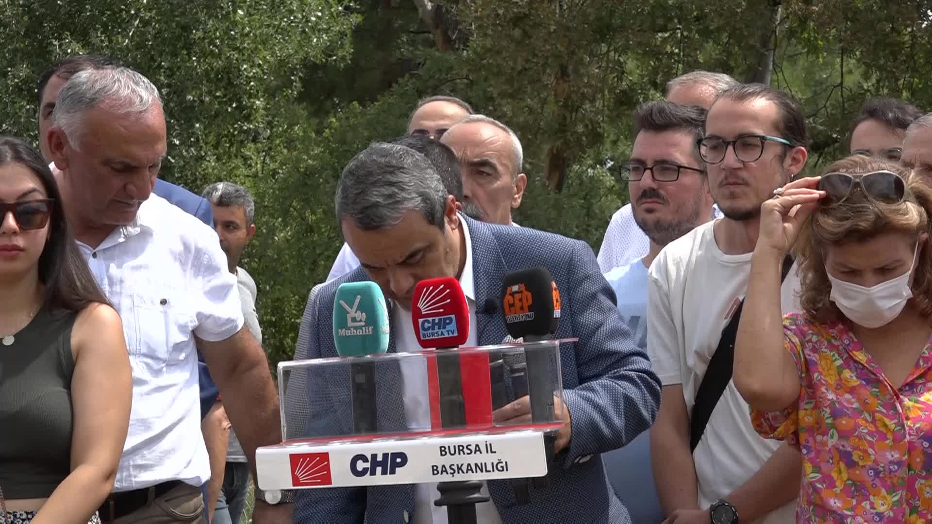 BURSA'DA ESKİ TEKEL TÜTÜN DEPOSU ARAZİSİNİN İMARA AÇILMASINA TEPKİ: “SARAY ARTIK BİR EMLAKÇI OFİSİ GİBİ ÇALIŞIYOR”