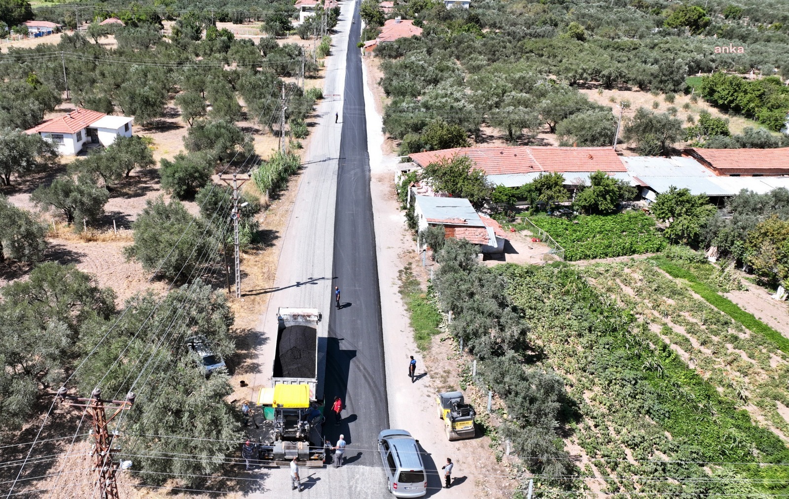AKHİSAR BELEDİYESİ, ASFALT ÇALIŞMALARINA BAŞLADI