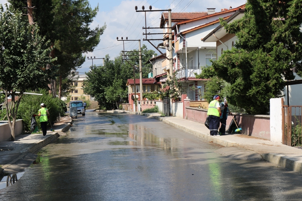 SAFRANBOLU BELEDİYESİ KENT GENELİNDE TEMİZLİK ÇALIŞMALARINA DEVAM EDİYOR