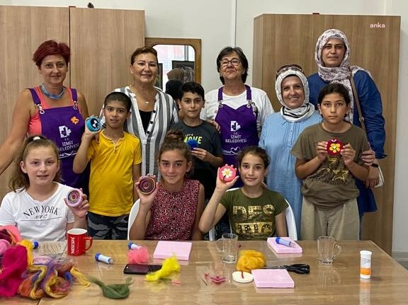 İZMİT BELEDİYESİ’NİN ÇOCUK ATÖLYELERİ BAŞLADI