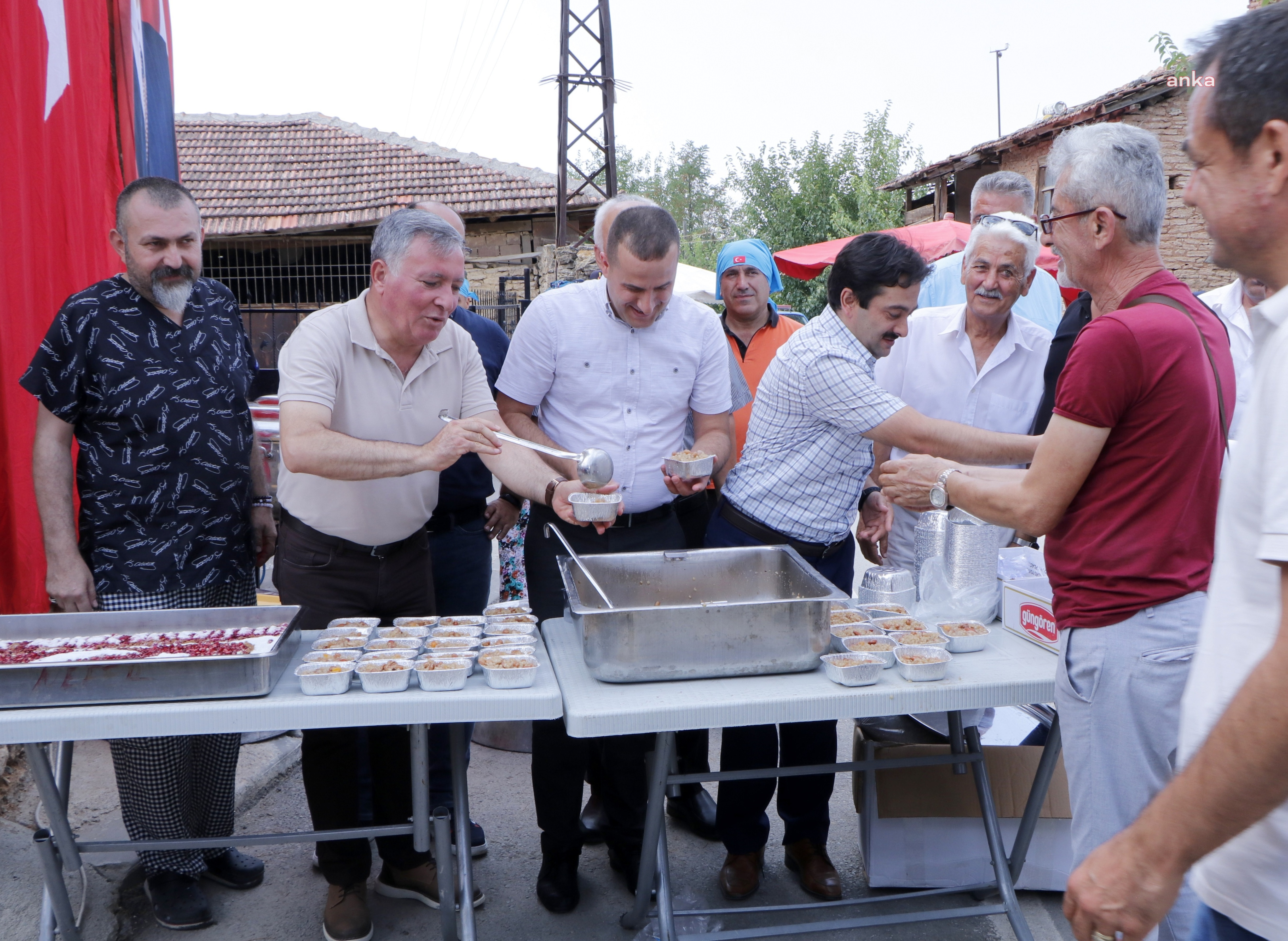HONAZ BELEDİYESİ’NDEN AŞURE İKRAMI