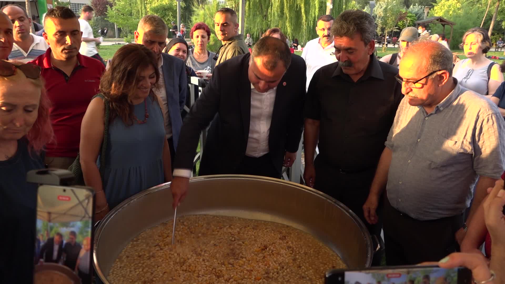 ÇANKAYA BELEDİYESİ’NDEN BİRLİK AŞURESİ