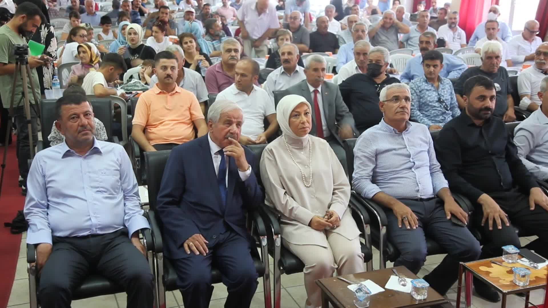 MALATYA'DA AŞURE GÜNÜ... CHP'Lİ AĞBABA: "NEREDE BİR ZALİM VARSA, ORADA BİR HÜSEYİN ÇIKIYOR"