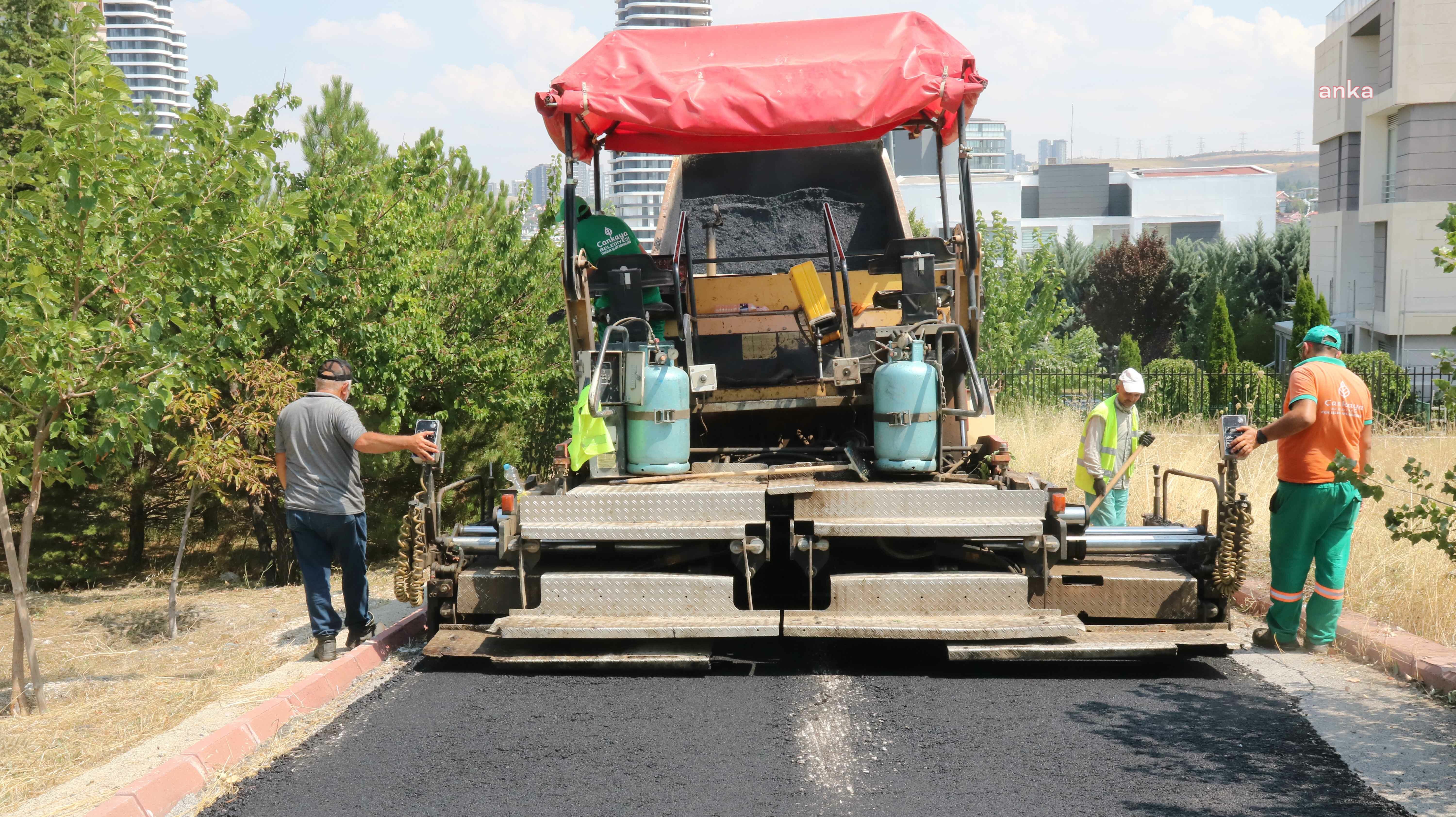 Çankaya’da asfalt çalışmaları sürüyor