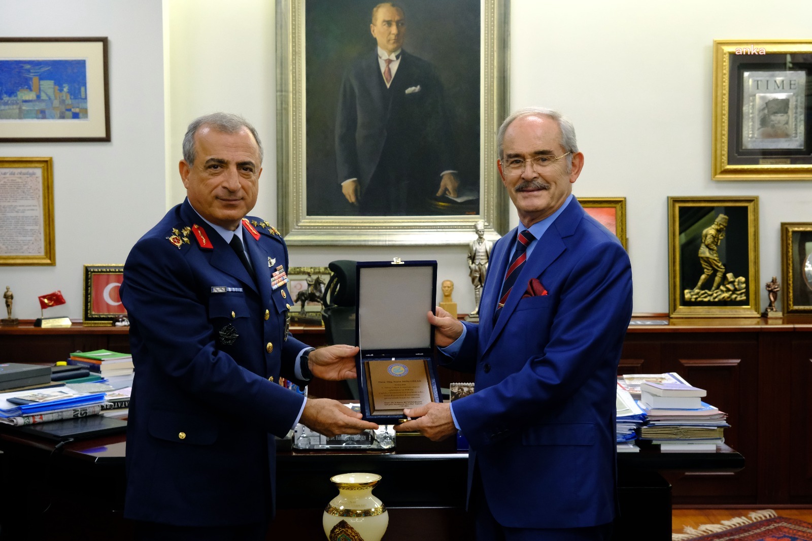 ORGENERAL GÜLAN’DAN YILMAZ BÜYÜKERŞEN’E VEDA ZİYARETİ