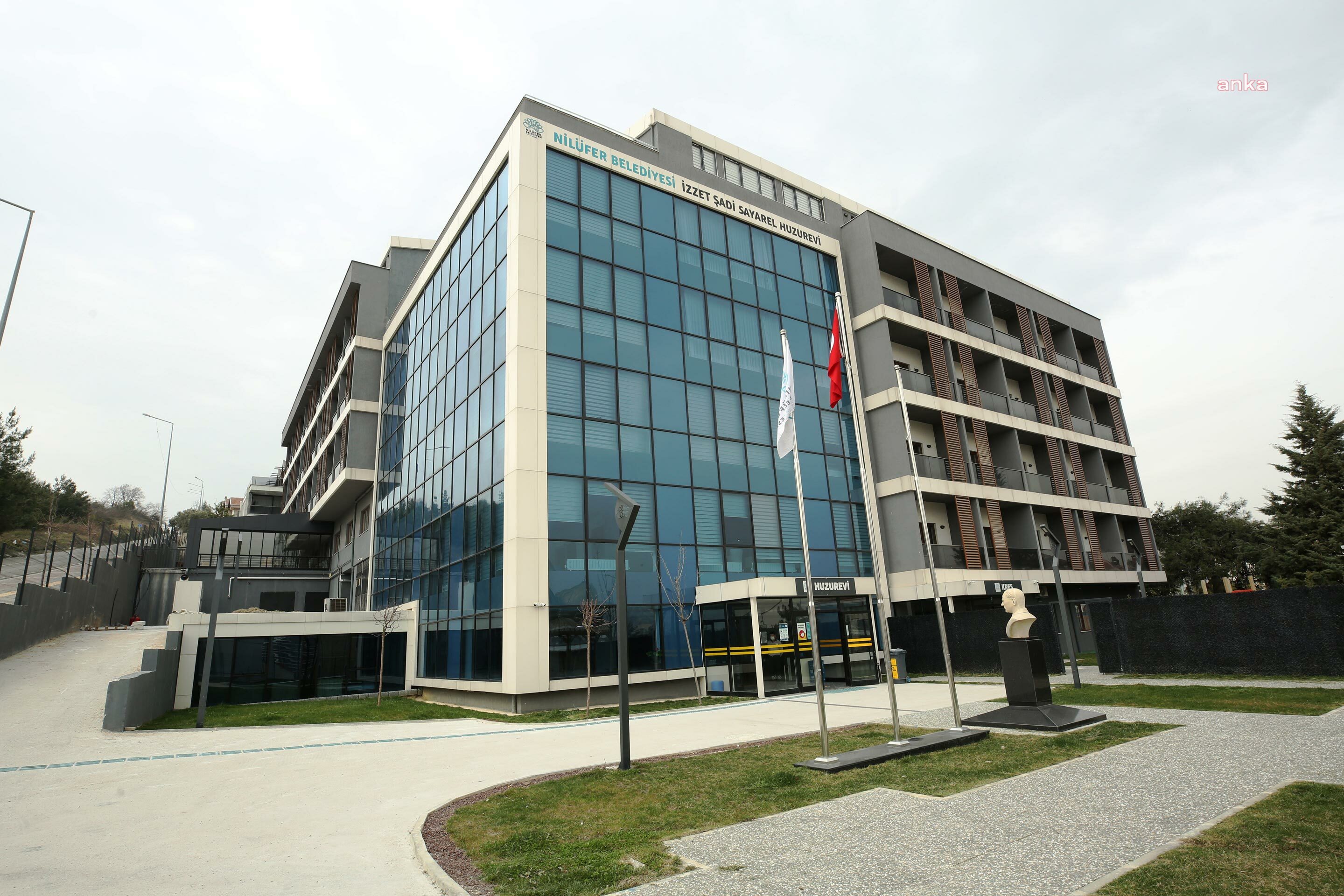NİLÜFER BELEDİYESİ İZZET ŞADİ SAYAREL HUZUREVİ HİZMETE BAŞLADI